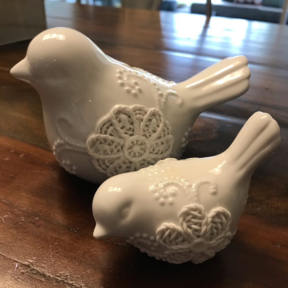 Ceramic woven bird figurine pair